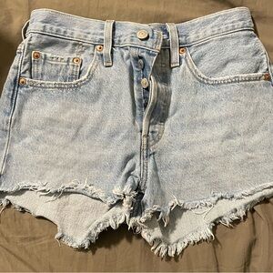 Levi’s 501 sz 26 Denim Women Shorts